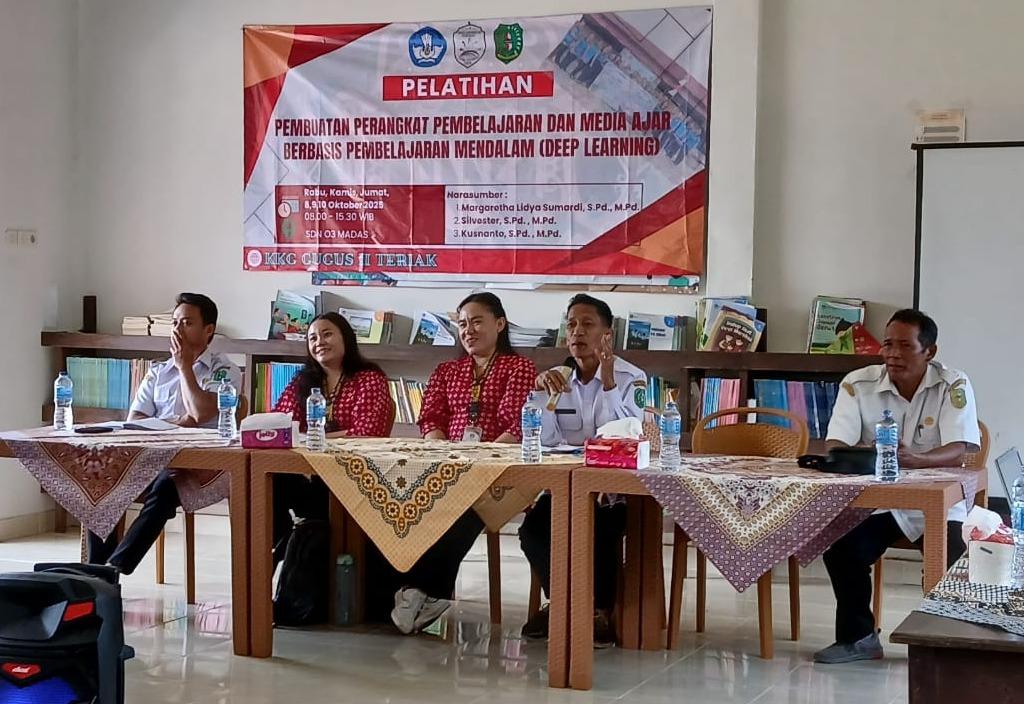 kadisdikbud-buka-pelatihan-pembuatan-perangkat-pembelajaran-dan-bahan-ajar-berbasis-pembeljaran-mendalam-deep-learning-kkg-gugus-ii-teriak-827681